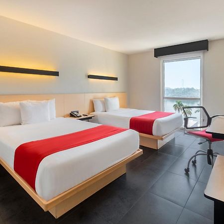 City Express By Marriott Paraíso Buitenkant foto