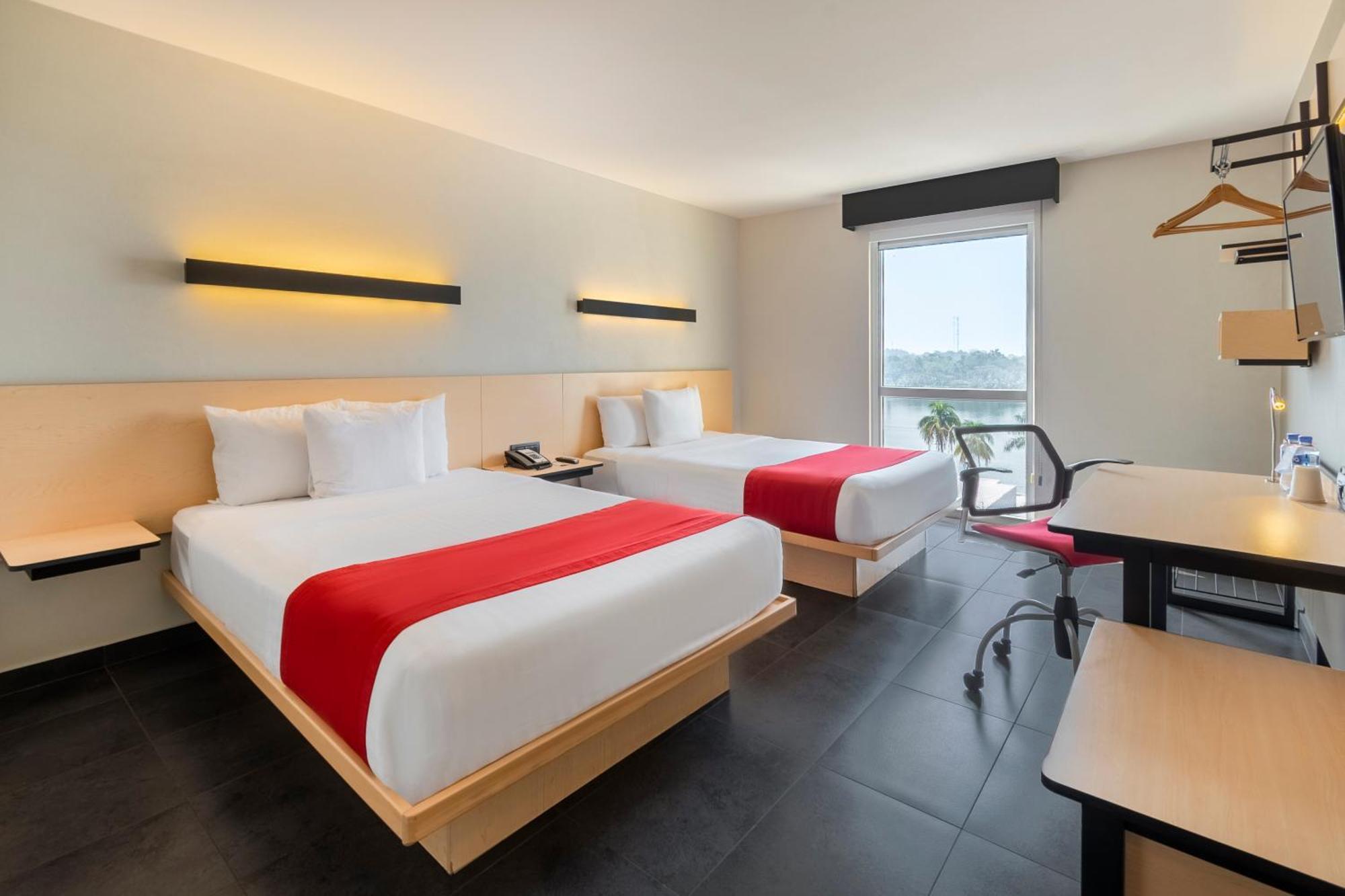 City Express By Marriott Paraíso Buitenkant foto