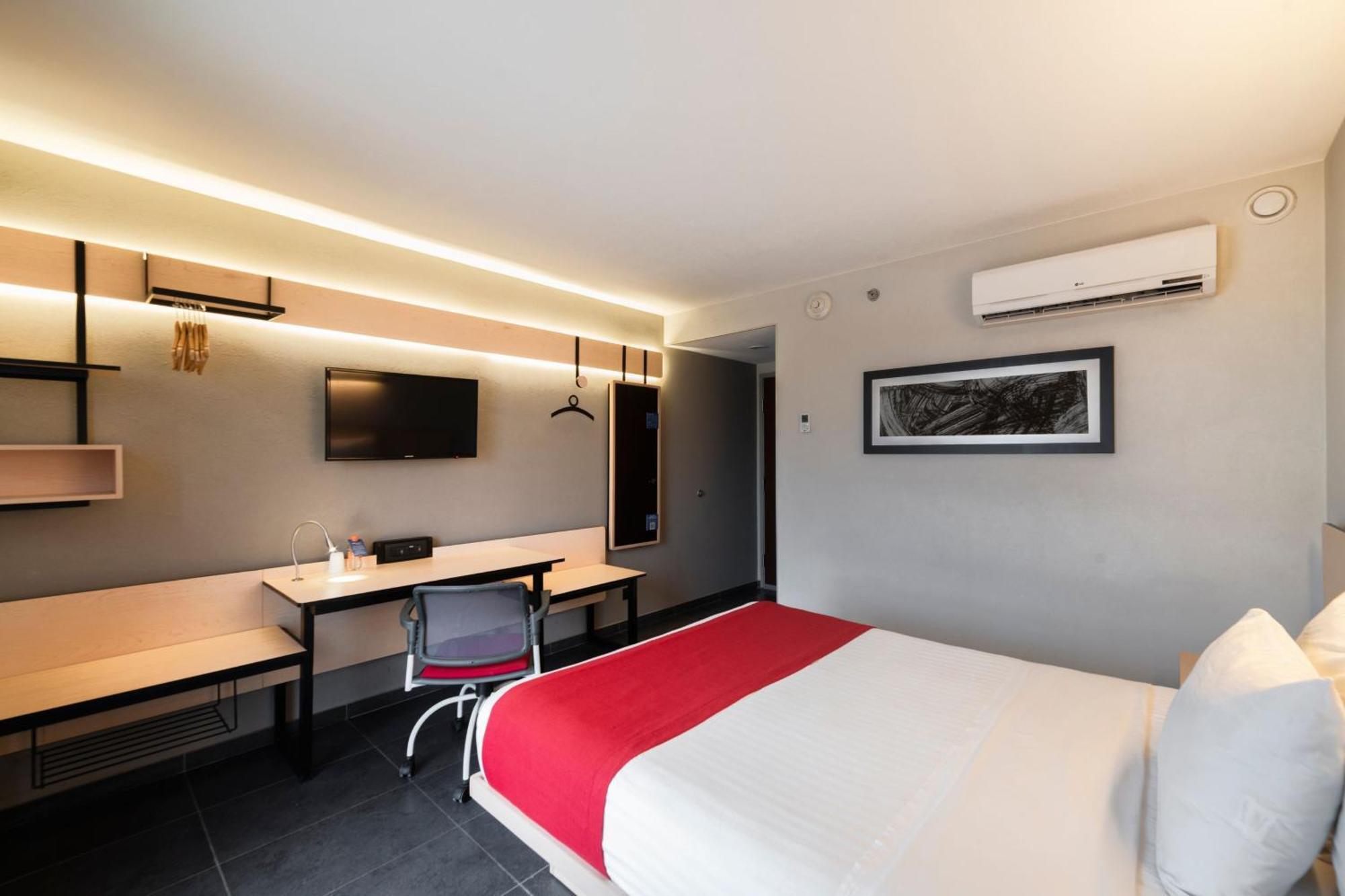 City Express By Marriott Paraíso Buitenkant foto